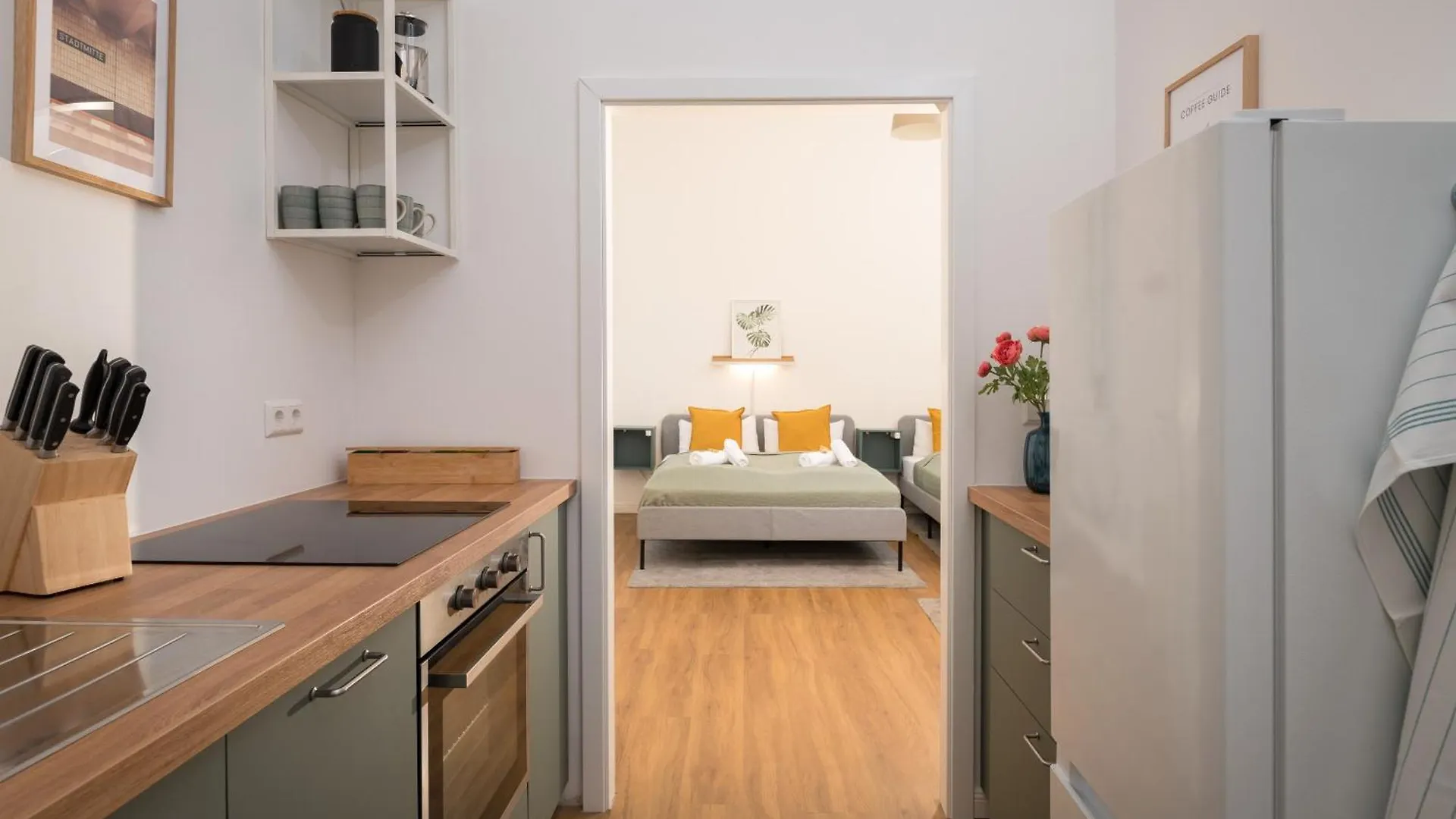 Im Herzen Von Kreuzberg - Perfekt Gelegen Fuer Bis Zu 8 Personen Berlijn Appartement