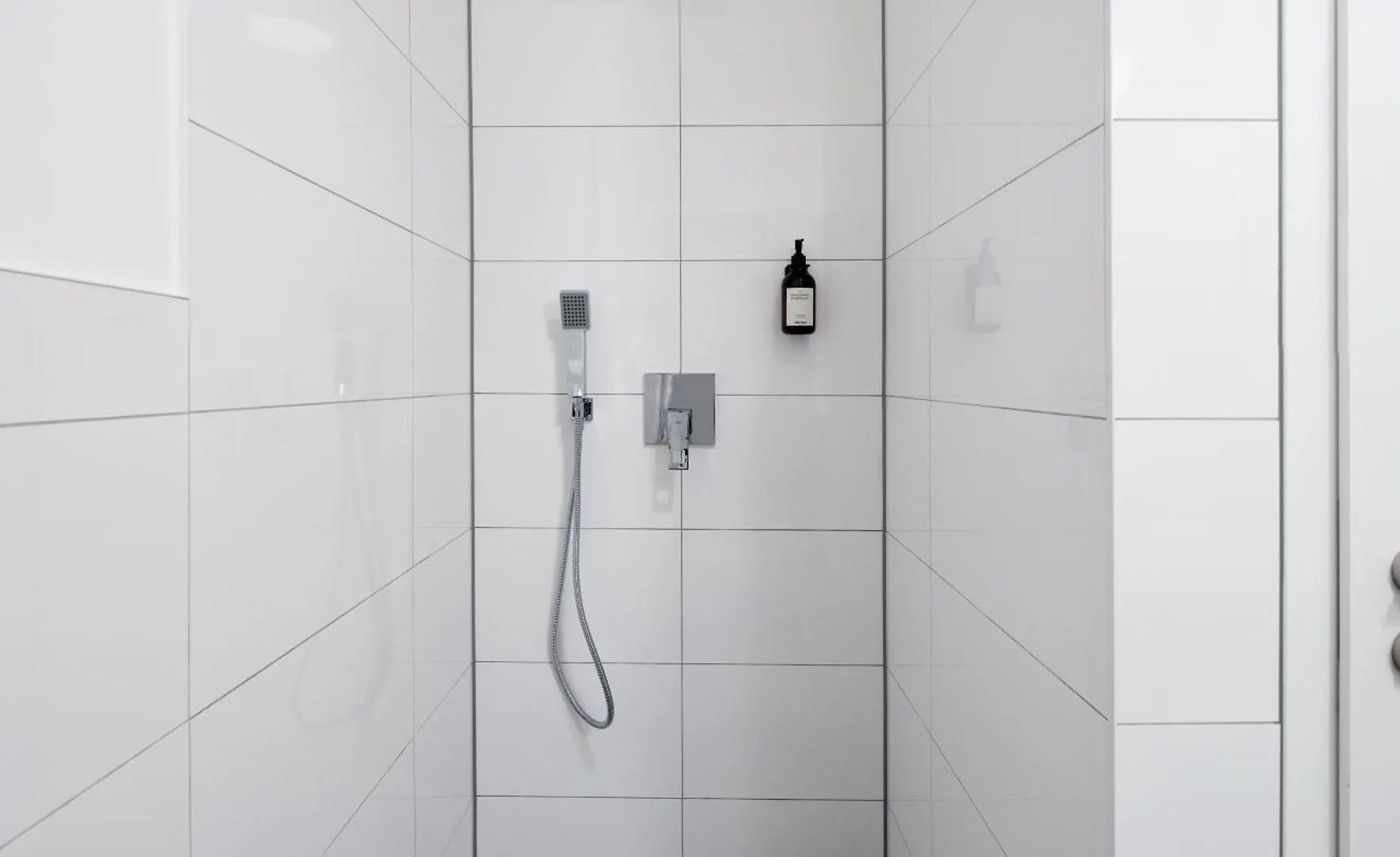 Im Herzen Von Kreuzberg - Perfekt Gelegen Fuer Bis Zu 8 Personen Berlín Apartamento